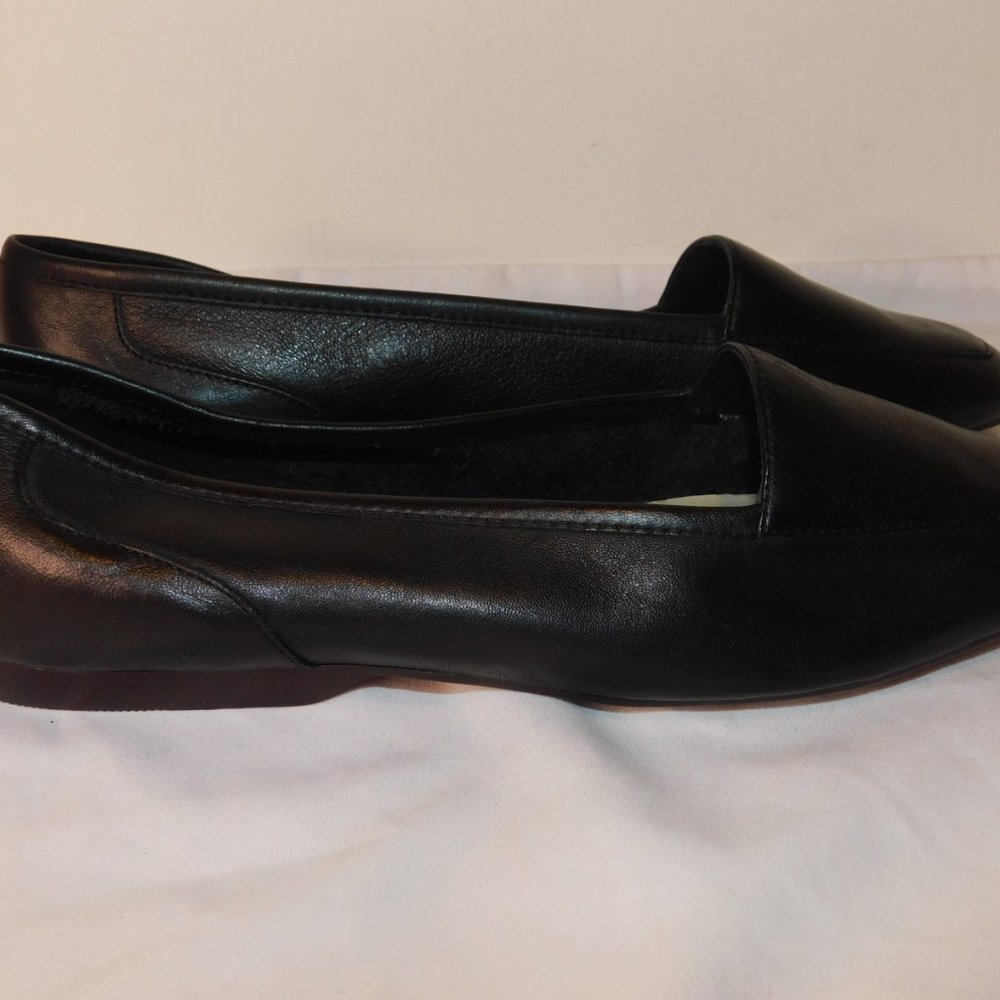 Victoria Spencer Black Leather Flats Size 6.5W NEW - Picture 3 of 7